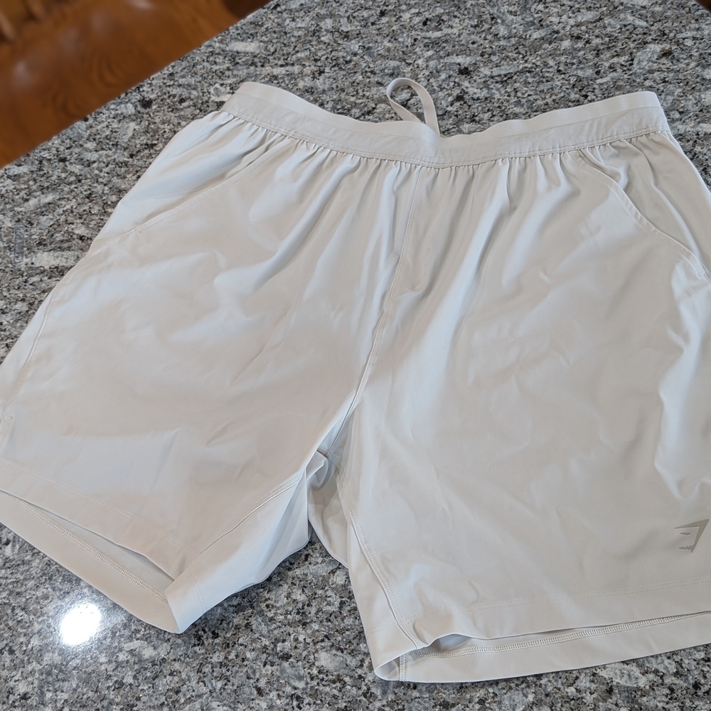 🔥 Gymshark Men’s Training Shorts XL Light Beige Athletic Workout Activewe